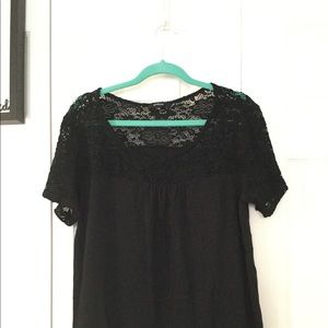 Black blouse ambiance 3XL